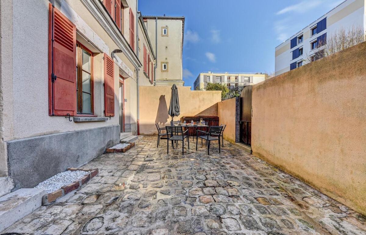 Apartment Malibu - 15 Min Walk To Chateau Fontainebleau